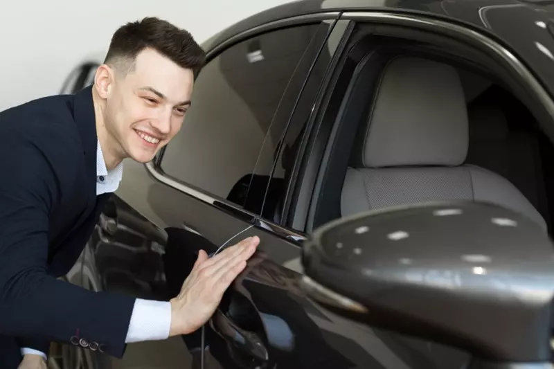   Estetika Berkendara: Memilih Warna dan Tipe Mobil untuk Acara Spesial